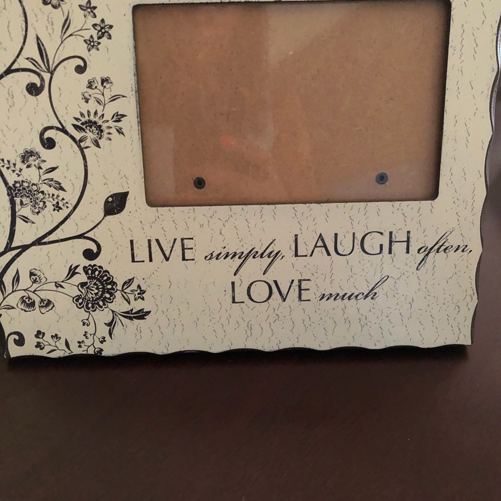 Picture frame - Picture 4 of 4